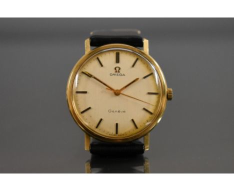 Omega - a 9ct gold Omega Geneve wristwatch, brushed silvered dial, block baton markers, gold arrow tip hands, centre seconds,