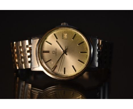 Omega - a vintage 1970s gentleman's Tool 9070 stainless steel wristwatch, silvered dial, block baton markers, minute track, c