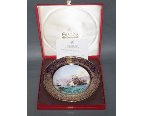 A Spode bone china armada plate -"Revenge of Gravelines", 23 cm diameter, No. 851 of 2000 with certificate, cased 