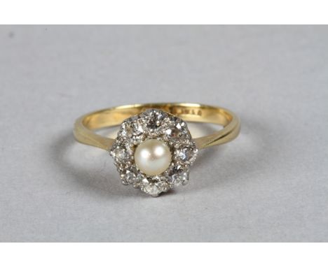 Ladies diamond and pearl cluster ring