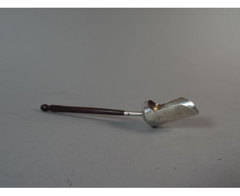 A Georgian Silver Tea Caddy Scoop with Turned Horn Handle. 14.5cm Long. B'ham 1801