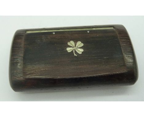 An inlaid snuff box