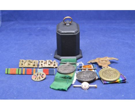 A pair of First World War general service medals, awarded to 143618 2 Corporal R.S. Crisp, Royal Engineers; and a Volunteers 
