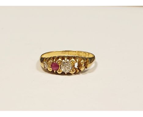 18ct gold, ruby and diamond five-stone ring set two diamonds and single ruby (two stones missing)Condition ReportThe weight o