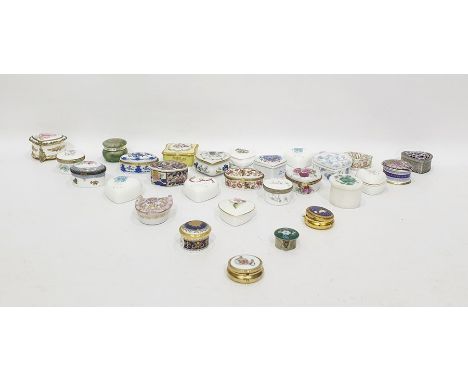 Large quantity of porcelain and other trinket boxes by Halcyon Days, Royal Worcester (4 boxes)