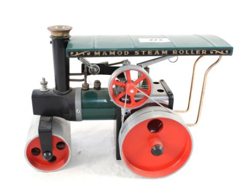 An unboxed Mamod steam roller