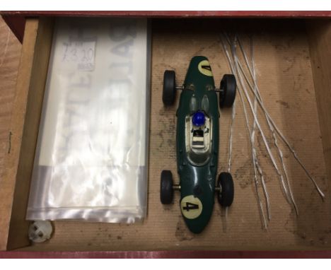 2 drawers containing painted lead military figures including the Dorset regiment, the RAF band and the Line regiment band tog