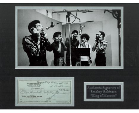 Smokey Robinson signed 15x14 inch mounted signed cheque display and vintage black and white photo. Good condition. All autogr