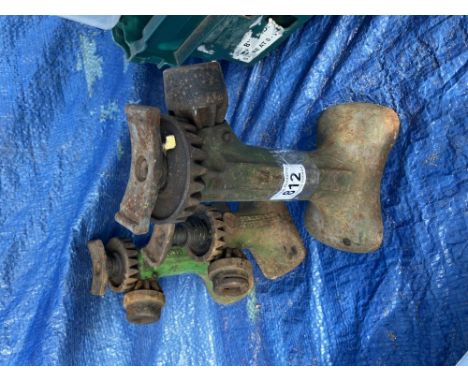 3 Vintage axel / Jack stands