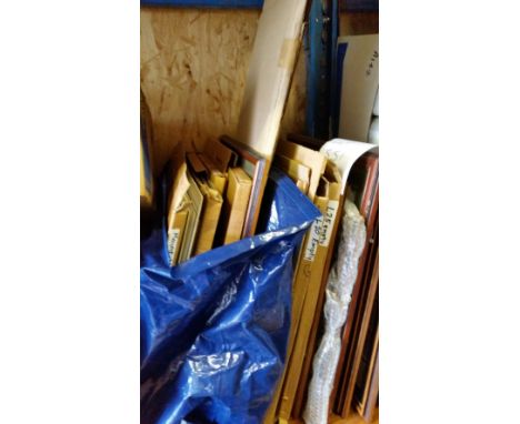ACCESSORIES, framing selection, inc. complete sets in frames (2), Players Old Hunting Prints, Gallaher Dogs 2nd; empty framed
