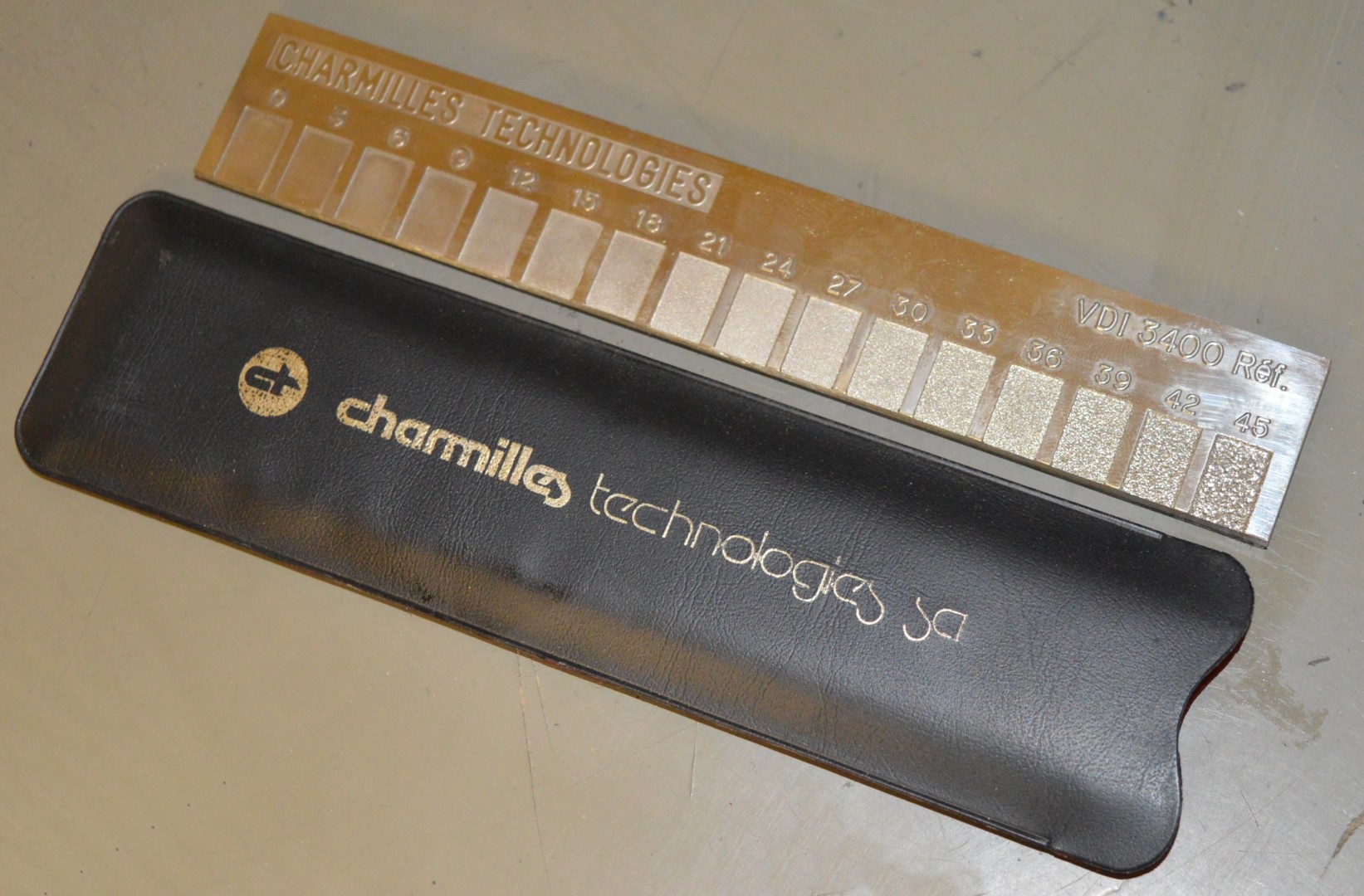 1 x Charmilles Technologies Surface Gauge With Case Type VDI 3400 CL202 Ref ENTO Location