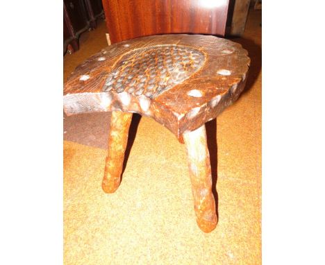 3 Legged spinning stool 