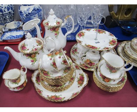 Royal Albert 'Old Country Roses' Tea Service, thirty two pieces.