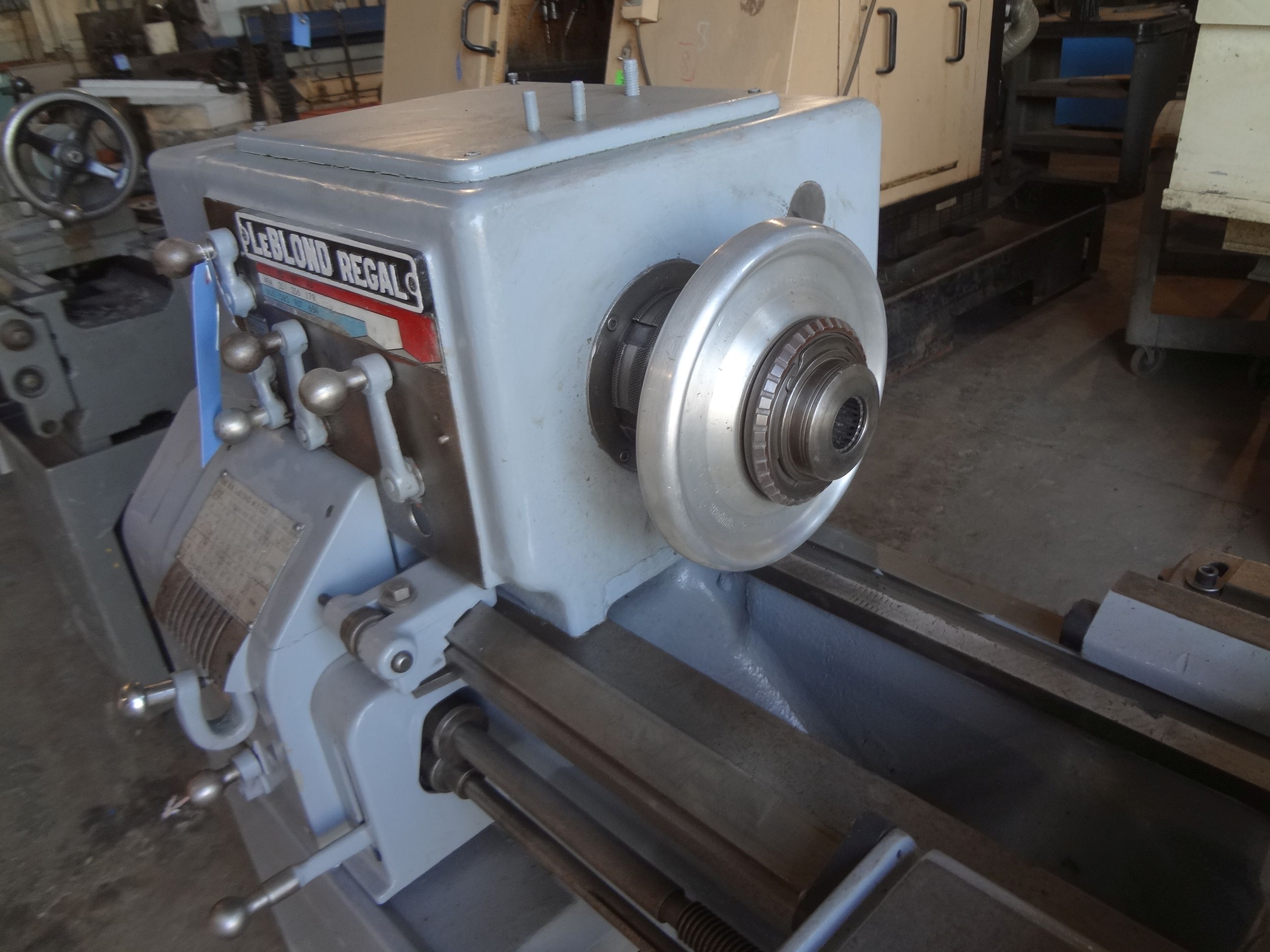 15" X 24" LEBLOND REGAL LATHE; S/N 2B1014, COLLET CHUCK, SPINDLE SPEED
