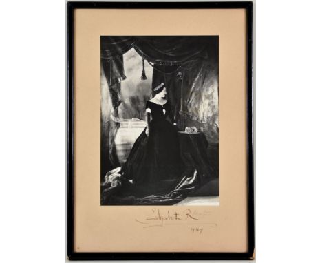 *** Cecil Beaton (1904-1980) - Gelatin silver print - HM Queen Elizabeth - Full length portrait of the Queen in a studio sett