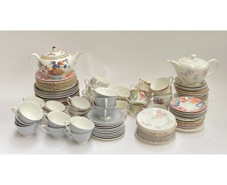 A large quantity of 20th century teawares to include Coalport 'Pembroke', Royal Vale, Royal Worcester 'Roanoke', Wedgwood 'Ja