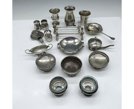 Lovely, etched silver pieces. Lot includes 2 knife rest, marked Sterling; 2 footed salt cellars with clear glass insert, mark