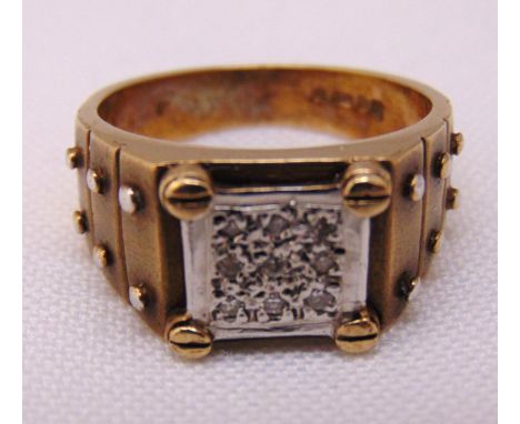 9ct yellow gold and diamond gentlemans ring, approx total weight 6.8g