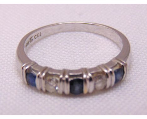 14ct white gold sapphire and diamond five stone ring, approx total weight 2.1g