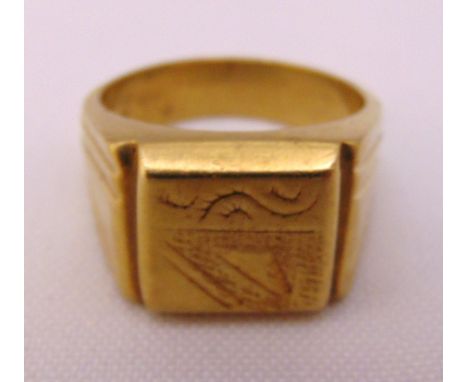 18ct yellow gold signet ring, approx total weight 14.4g