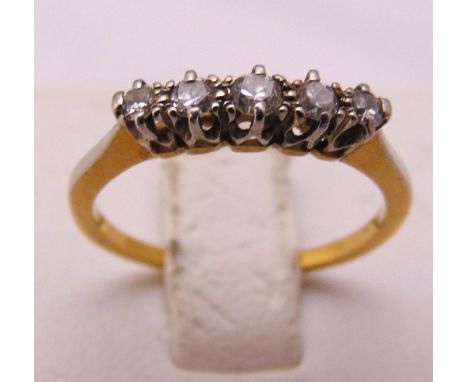 18ct yellow gold five stone diamond ring, approx total weight 1.8g