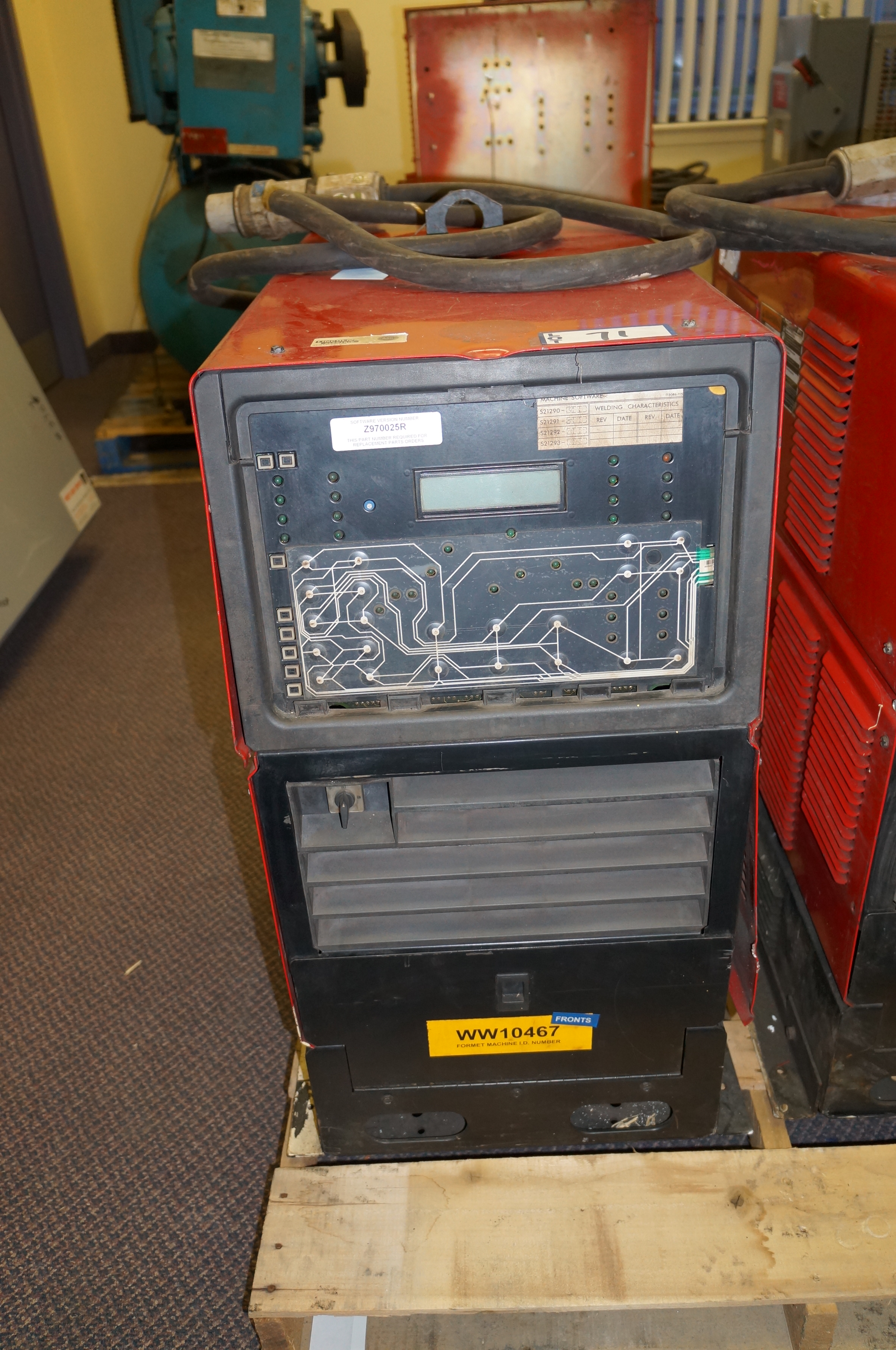 Lincoln electric welder. Power wave 450 serial number u1970107255