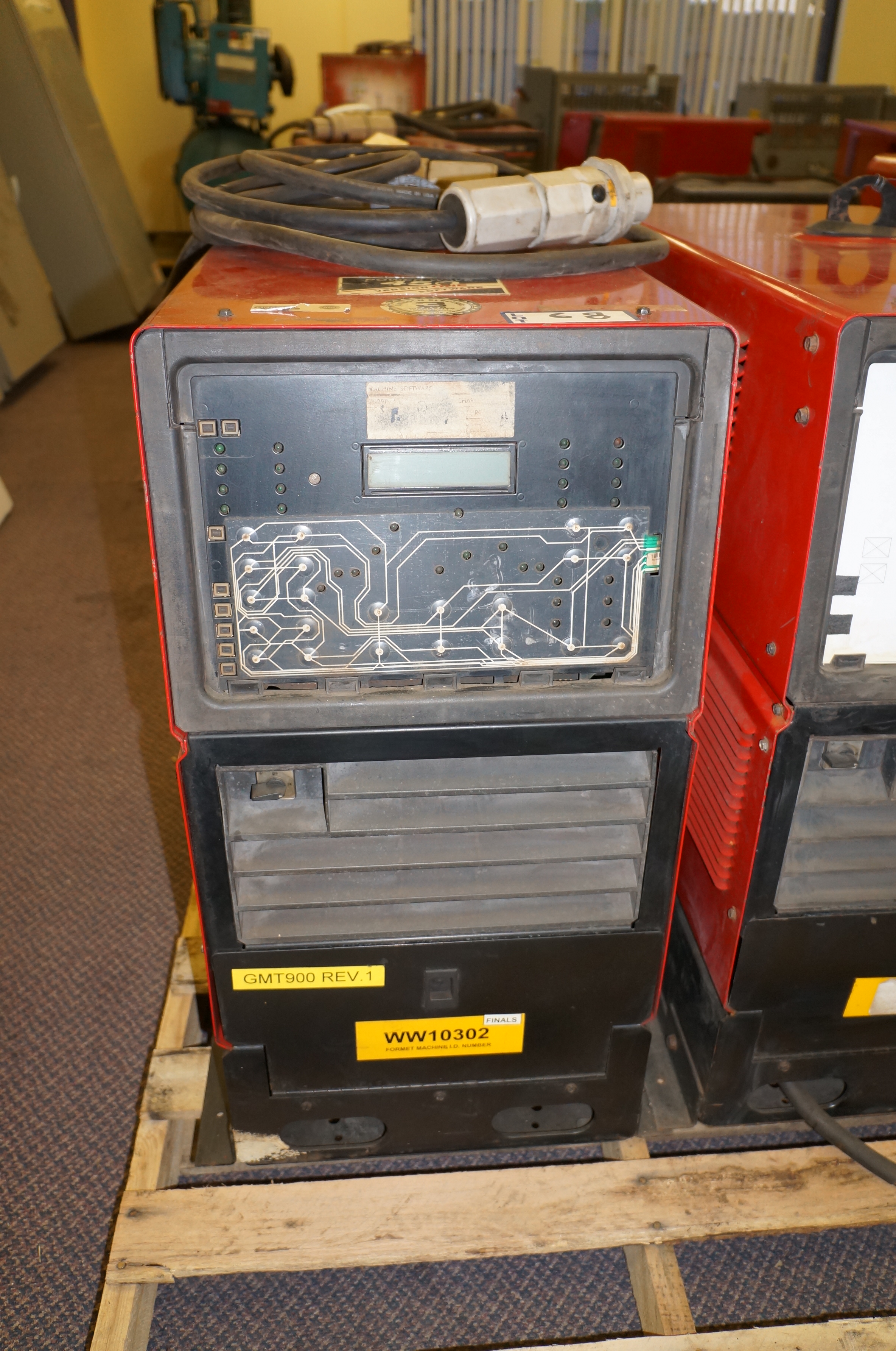 Lincoln electric welder. Power wave 450 serial number u19707254 Rigging