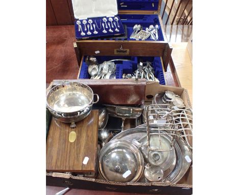 AN OAK CANTEEN BOX (SOME CONTENTS)and a quantity of mixed silver-plated wareProvenance: The Estate of the late Roger Peers (1