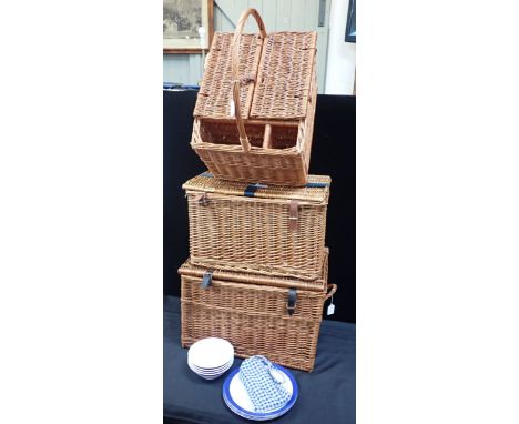 THREE LARGE HAMPER BASKETSone with bottle compartment and arched handle, the largest 58cm wide