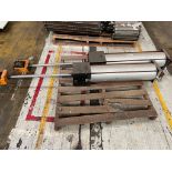 (2) PARKER 4MAJ SERIES 2' HYDRAULIC RAMS