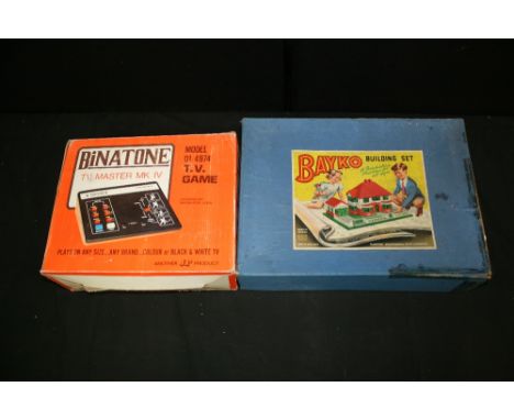 BINATONE/BAYKO - A vintage Binatone 'TV Master MK IV' game, model number 01/4974. Game is complete with box. Also included is