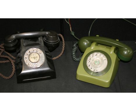 TELEPHONES - Collection of 2 vintage telephones to include a black G.E.C bakelite telephone & a similar style green telephone