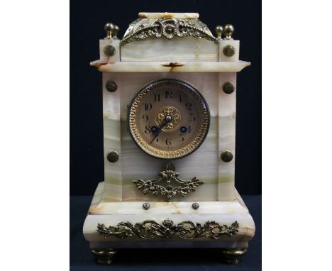 JAPRY FRERES - A stunning green Onyx mantel clock with Japry Freres movement. This clock is believed to date to around 1880. 