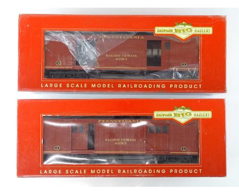 A pair of BACHMANN Big Haulers G Scale Jackson Sharp baggage cars in Pennsylvania RR livery - VG in G/VG boxes (2)