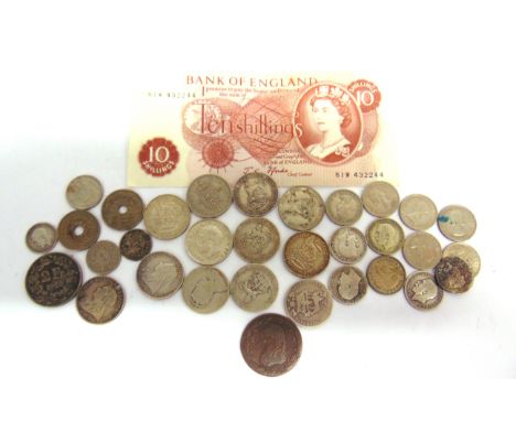COINS - GREAT BRITAIN, ASSORTED  comprising an Anglesey Mines half penny, 1789; a small quantity of silver; various commemora