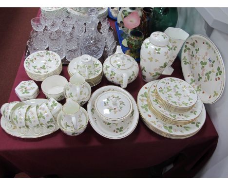 Wedgwood 'Wild Strawberry' Dinner-Tea Service, vases, trinket box, approximately fifty pieces.