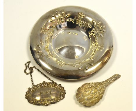 Silver - a silver decanter label, Port, Birmingham 1976, 13.2g; a silver pin dish, Sheffield 1983, 131.1g; an Indian silver c