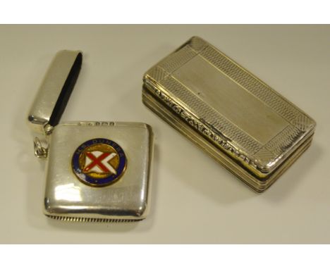 A William IV  silver snuff box c.1810; a silver vesta case (2)