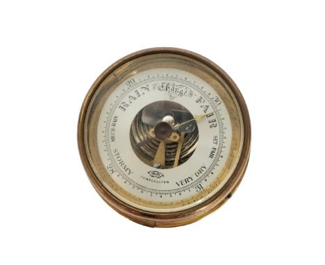 Salem &amp; Co., Germany, chronometer. Size: 4 1/2 x 4 1/2 x 2 1/2 in. Please note that all sales are final. No refunds will 