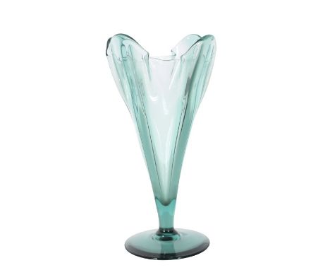 Beautifully-shaped signed Steuben wisteria vase in a teal color. Signed on base. Size: 9 x 5 1/2 in. Please note that all sal