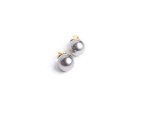 A pair of black south sea/Tahitian cultured pearl stud earrings, each cultured-pearl approx 9.9 mm diameter, on a yellow meta