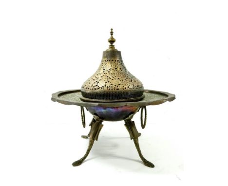 Impressive and high-quality antique Ottoman Turkish brazier, made of hammered and engraved sawn brass, late 19th century or e