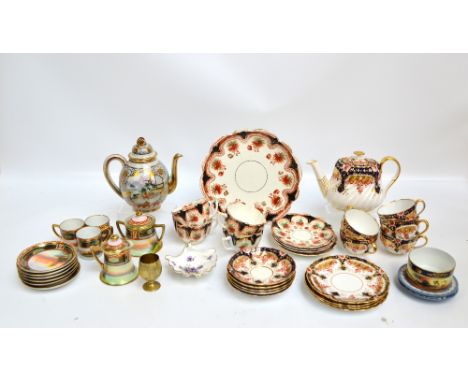 A quantity of mixed ceramics including a Copeland Spode Imari part tea set comprising teapot, four plates and five cups and s