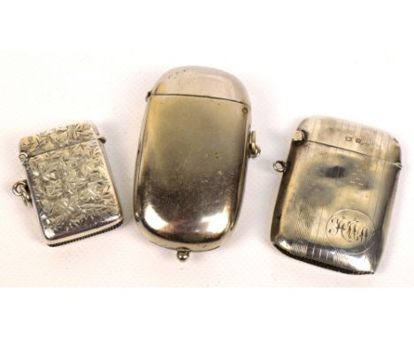 An Edward VII hallmarked silver vesta case of rectangular form, with a decorative vacant cartouche to one side, overall engra