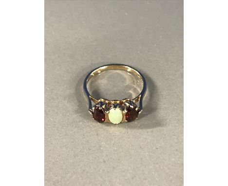 9ct GOLD OPAL AND GARNET