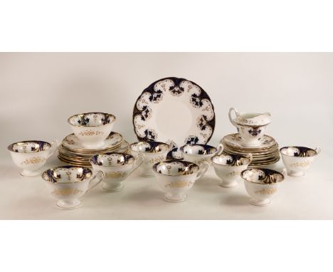 Wileman / Shelley Gainsborough shape tea set, pattern 7084 to include 9 cups &amp; saucers, 8 side plates, milk jug, sugar bo