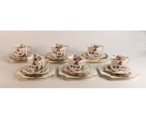 Wileman &amp; Co. part tea service in the Square shape. Consisting of six cups, saucers and side plates. Patt no.3613, Clover