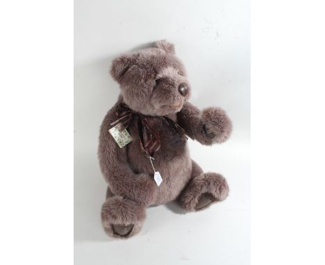 Large Gund Signature Collection teddy bear 'Heartbreaker', limited edition 309/375, with plush fur, brown leather nose and op