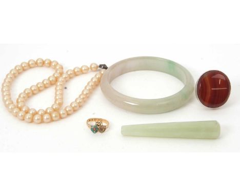 A mixed lot of jewellery: to include a 22ct ring turquoise and seed pearl ring, hallmarked Birmingham 1885, size I, 2.3g (a/f