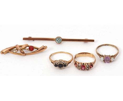 Two9ct rings, a silver gilt gemset ring and two 9ct brooches: to include a silver gilt amethyst and opal ring, with Birmingha